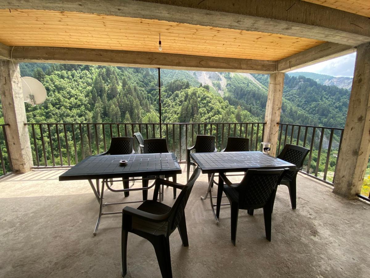 Guest House Caucasioni Adishi Exterior foto